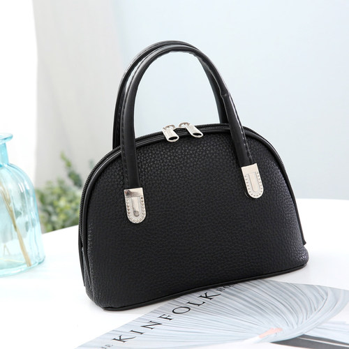 中年妇女妈妈买菜包零钱包小拎包