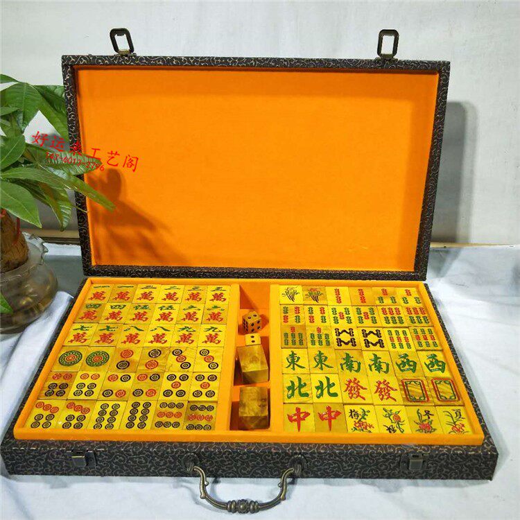 高端新品大叶金丝楠木麻将棋牌益智木雕工艺礼品收藏送父母长辈