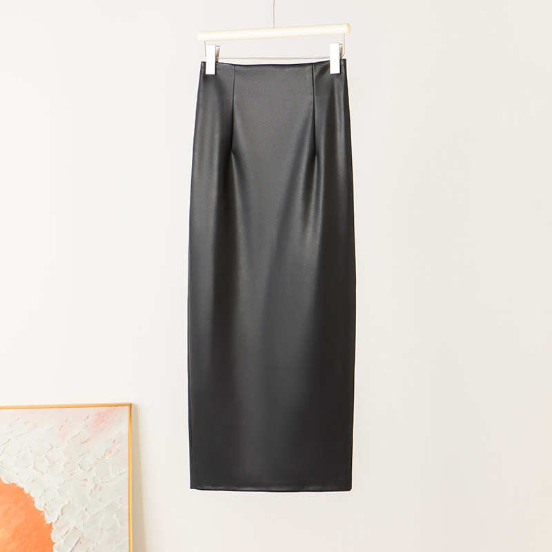 新款高腰皮裙女2025秋冬黑色半身直筒裙轻奢高级感女裙长款后开衩