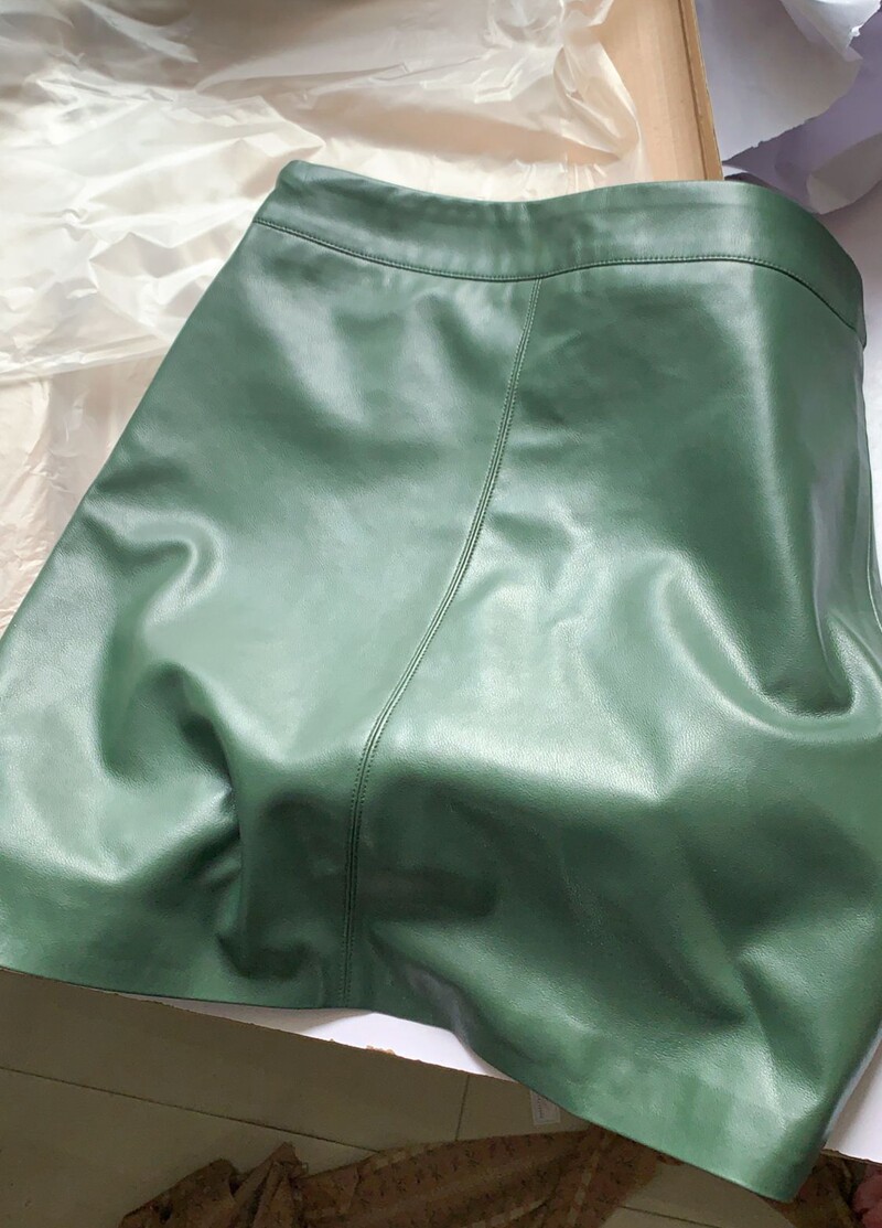 ins超火短裙2025秋冬新款绵羊皮真皮皮裙半身裙女a字裙高腰短裙,女装/女士精品,半身裙,淘宝优惠券,粉丝福利购,淘宝优惠卷