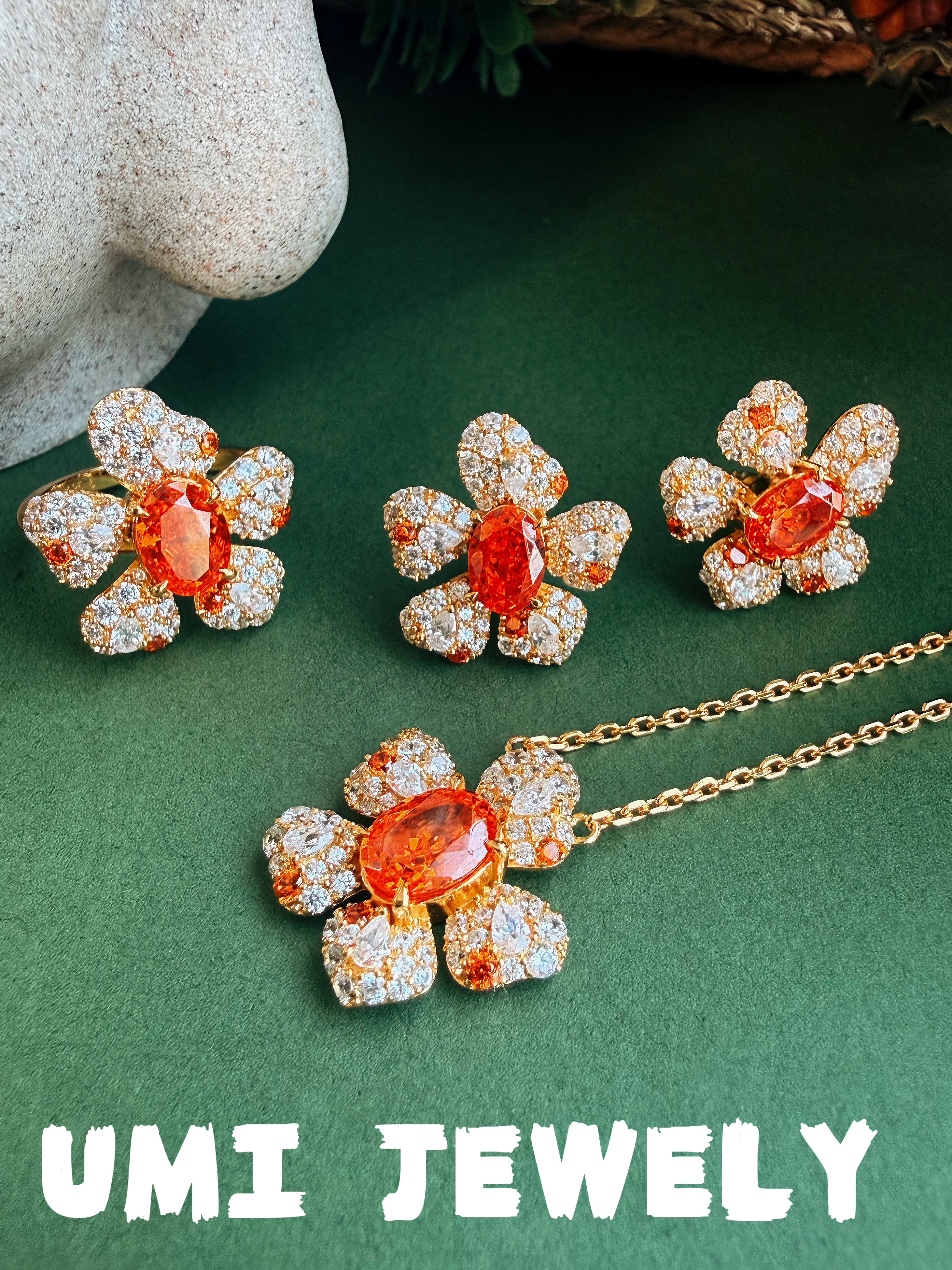 UMI家·S925银镀金蛋形芬达色花朵戒指耳钉项链高级精品套装显白