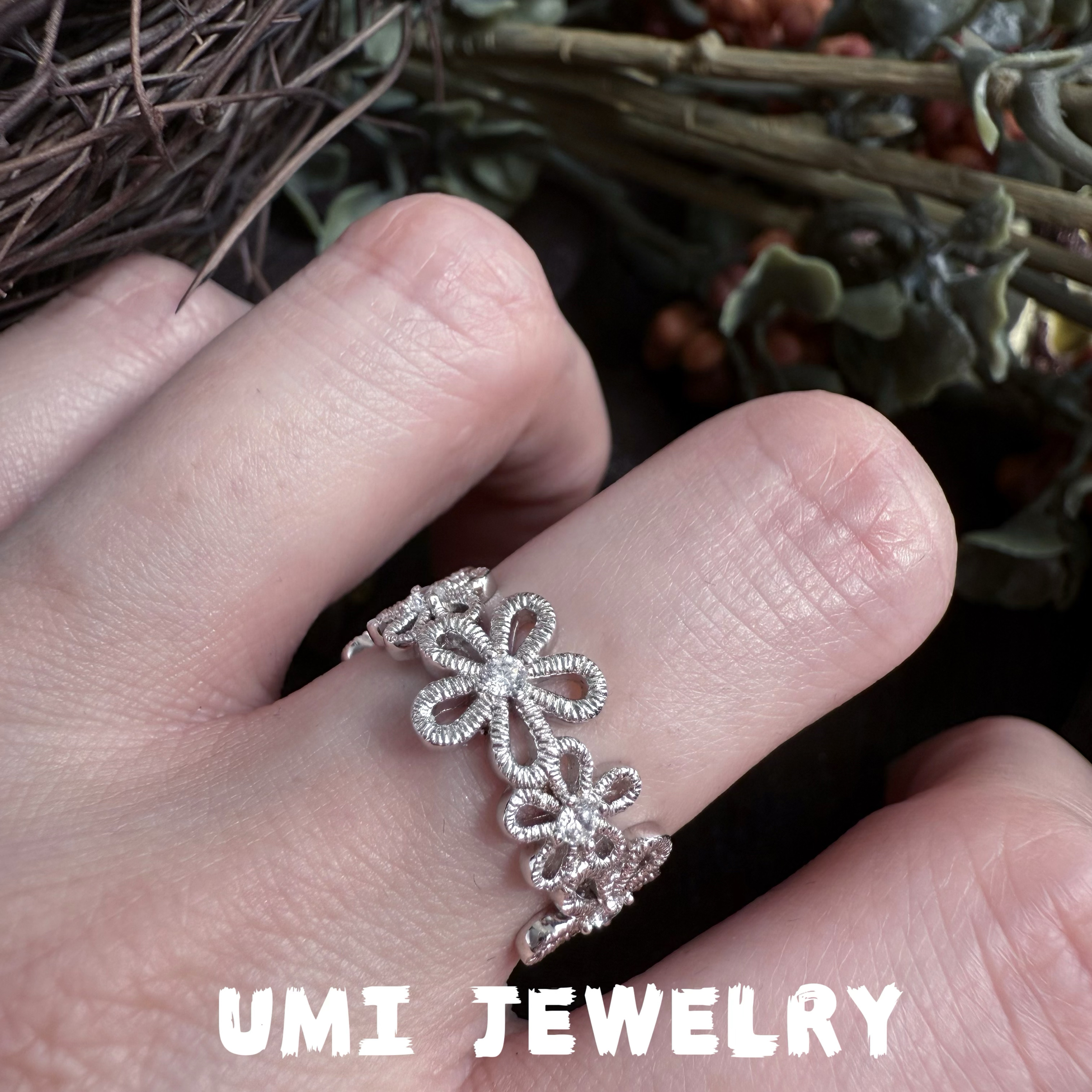 UMI家·轻珠宝/S925银镀k金·蕾丝花环镂空镶钻花朵戒指高级轻奢