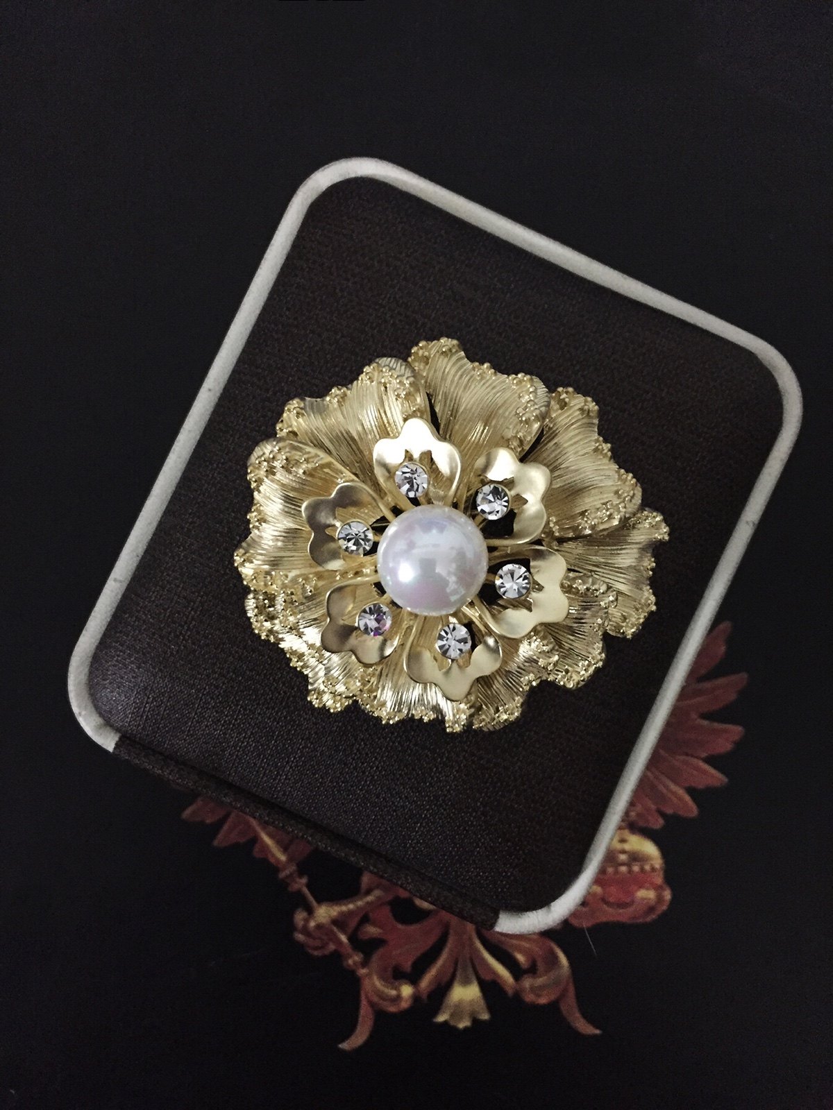 亚金色珍珠团花牡丹胸针胸花别针领针大衣外套小黑裙西服套装套裙