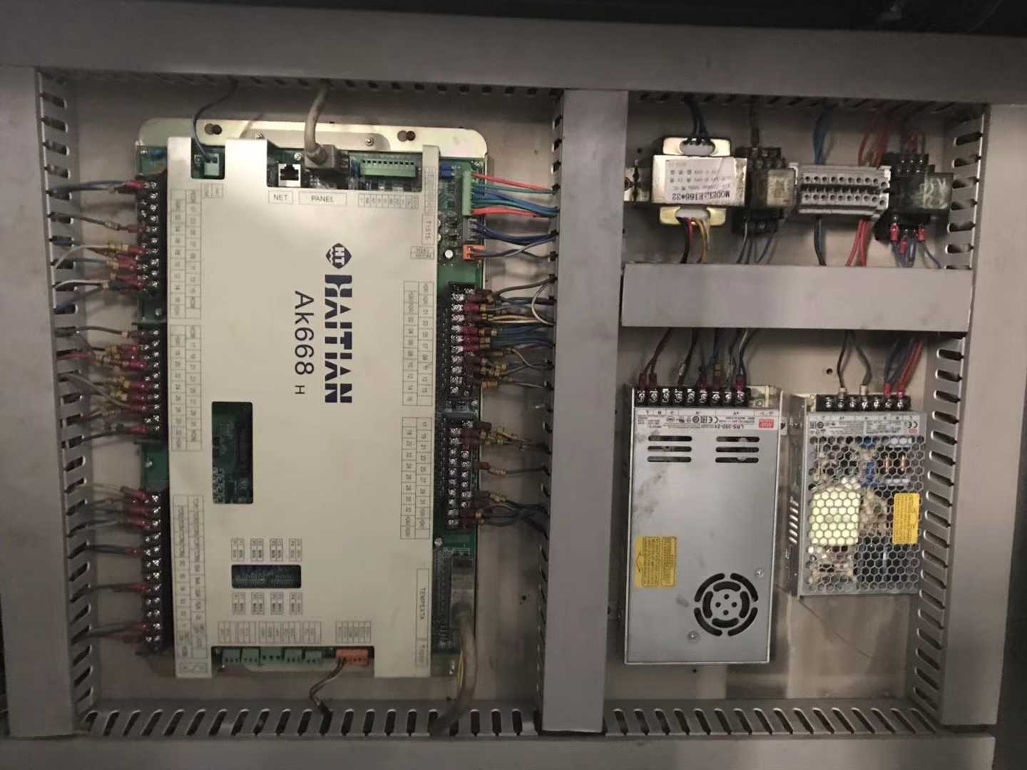 海天注塑机电脑主板维修，AK668 弘讯电脑主板