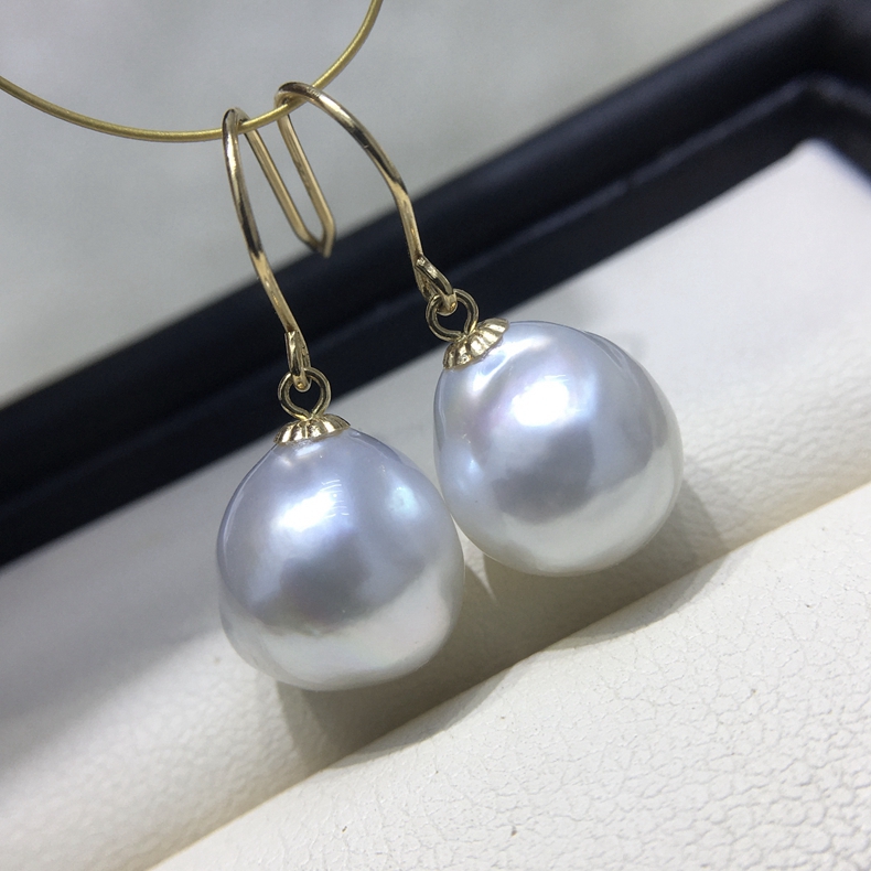 G18K金简约时尚气质澳白耳环 10-11mm白色不规则形海水珍珠