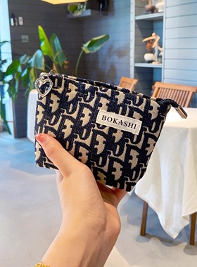 2025新款便携大容量小化妆包女高级零钱包旅行化妆品收纳包手拿包