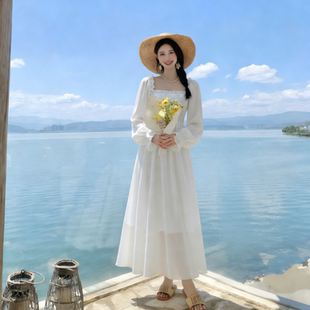 2026年白色长袖方口领连衣裙女新款海边度假沙滩裙裙旅游日常可穿