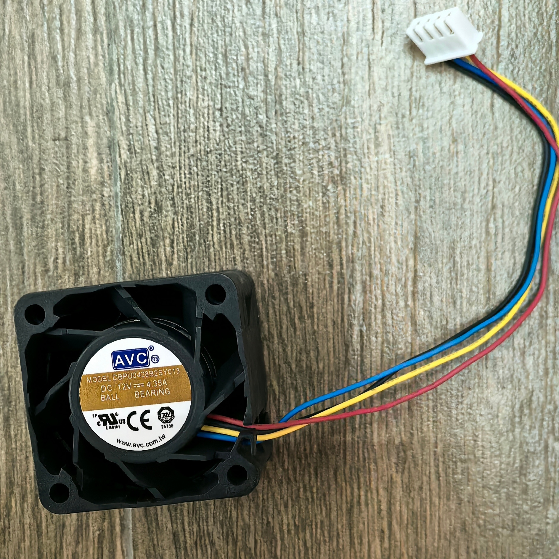 AVC DBPU0428B2SY013 4028 12V 4.35A 超暴力双滚珠服务器风扇