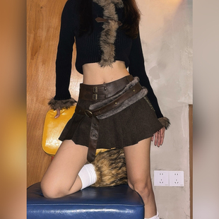 DoubleD棕色中低腰毛毛拼接PU皮y2k辣妹风迷你短裙A字裙百褶短裙