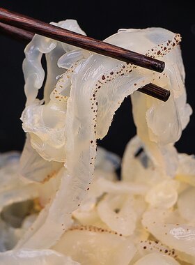 珊瑚海蜇丝人工切细丝海鲜凉拌菜口感脆劲道