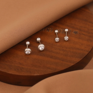 999足银圆形镶钻耳钉女 两戴耳骨钉耳环洗睡免摘潮 螺丝拧扣一款