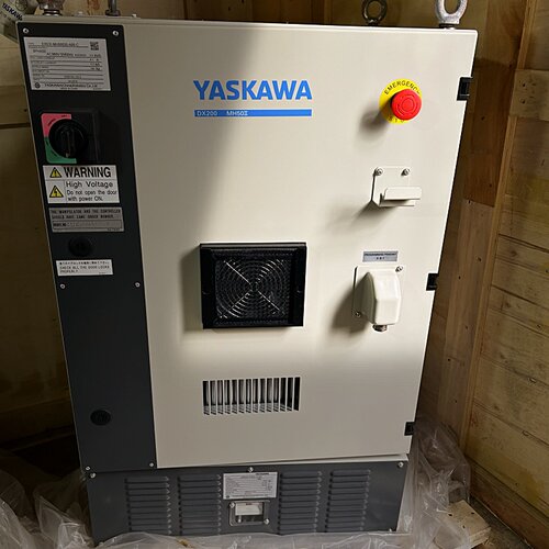安川YASKAWA机器人DX200控制柜