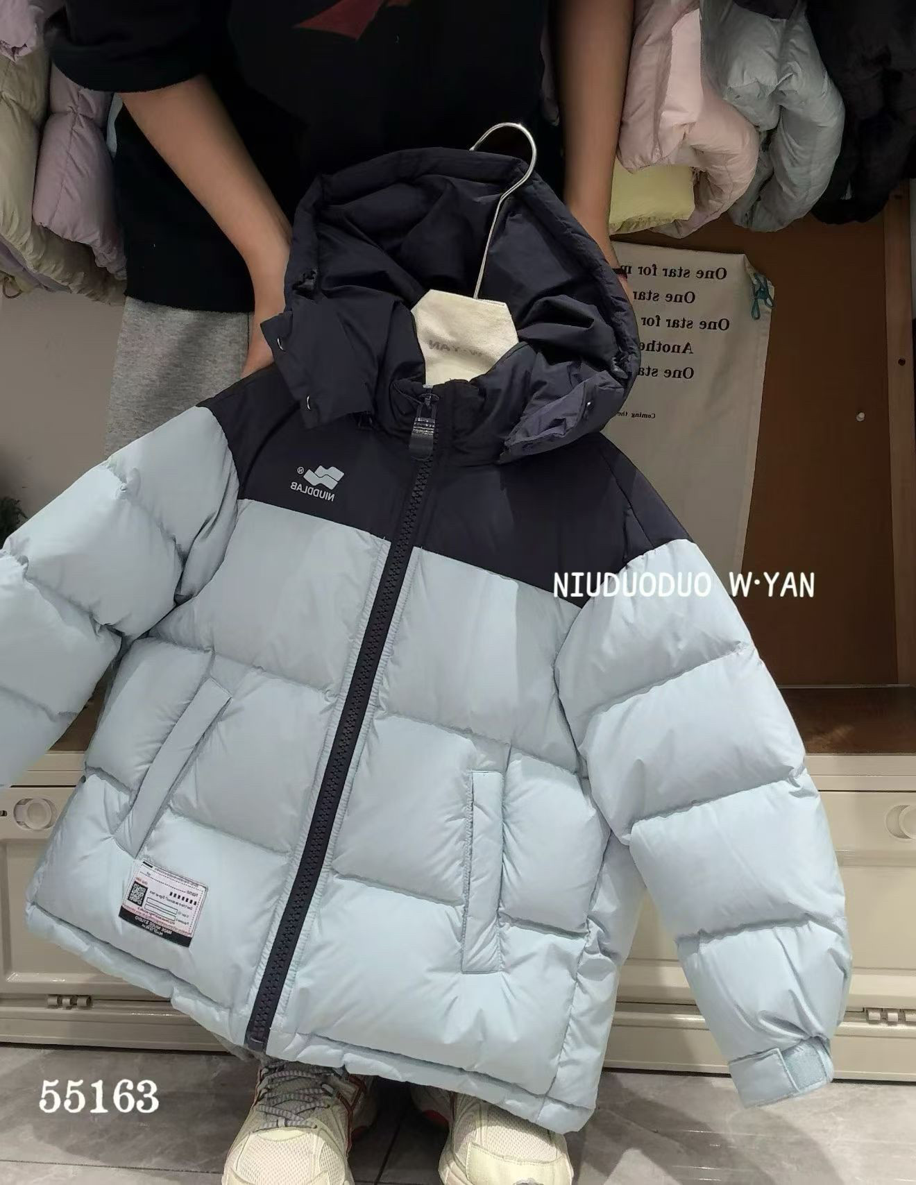 断码特价 冬季新款男女童撞色拼羽绒服
