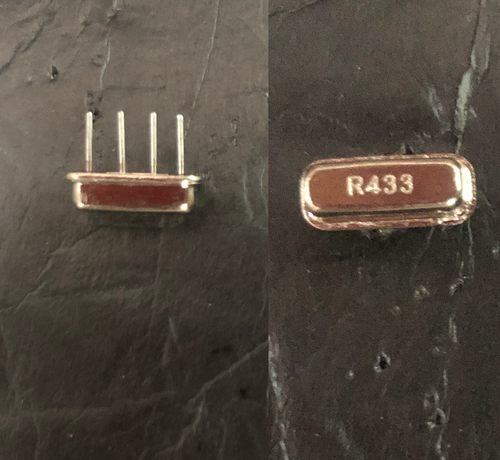 直插声表 F11 R433 4P ±75K 433.92MHZ R433 遥控晶振 报警器