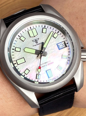 Tandorio 潜水机械手表喷砂钛/不锈钢表壳蓝宝石贝母面3.8把位