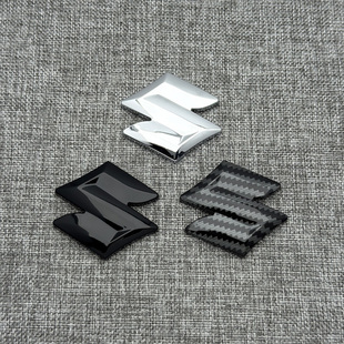 适用于铃木方向盘标装饰雨燕维特拉天语SX4凯泽西S标志免拆车标贴