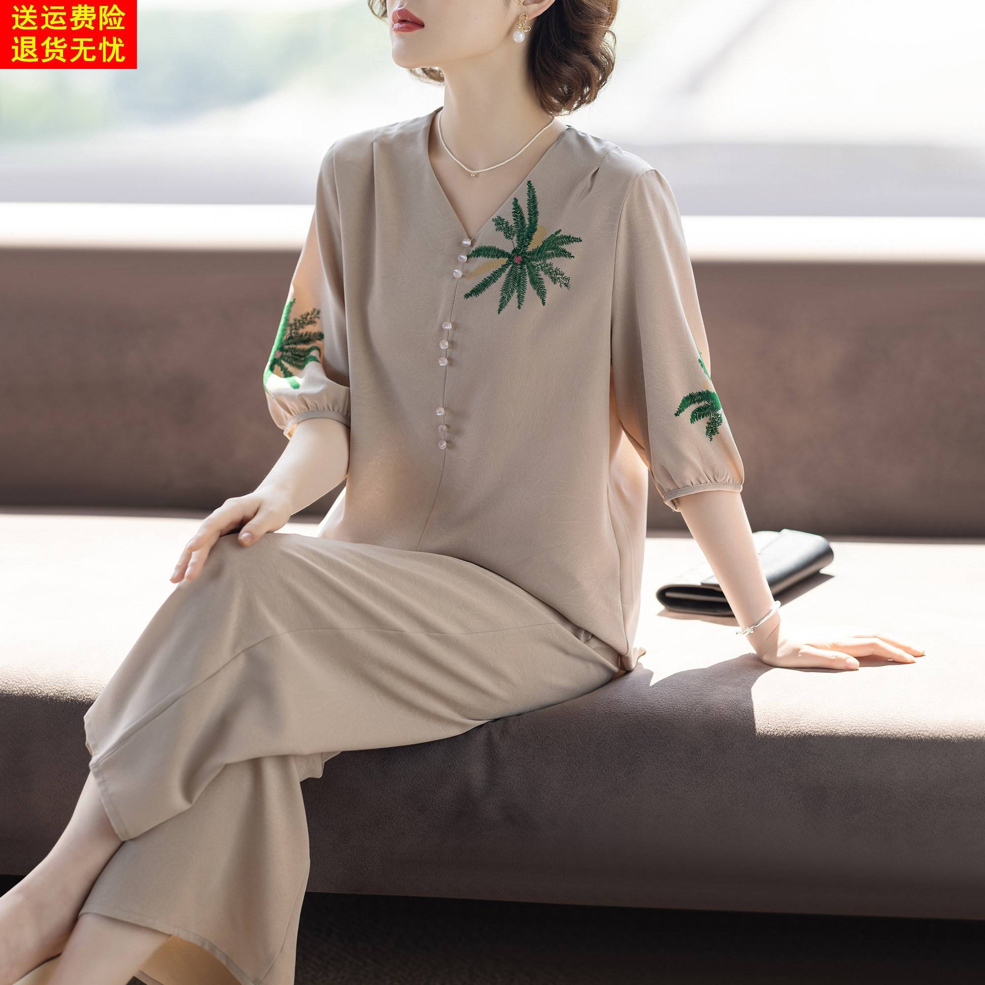 妈妈夏装套装短袖新款T恤上衣服裤子两件套洋派质时尚中老年人女