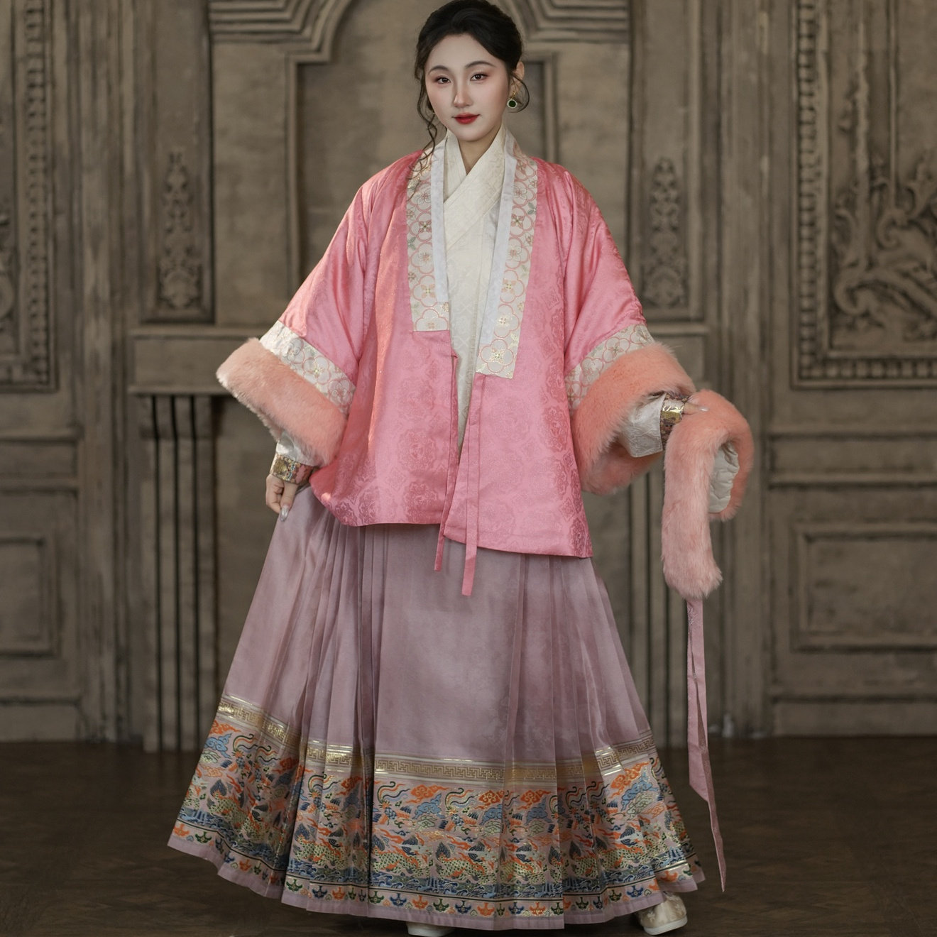 公卿 I 三兔共耳&篮花三多 夹棉对穿交 风琴褶交领弓袋袖,女装/女士精品,汉服上装,淘宝优惠券,粉丝福利购,淘宝优惠卷