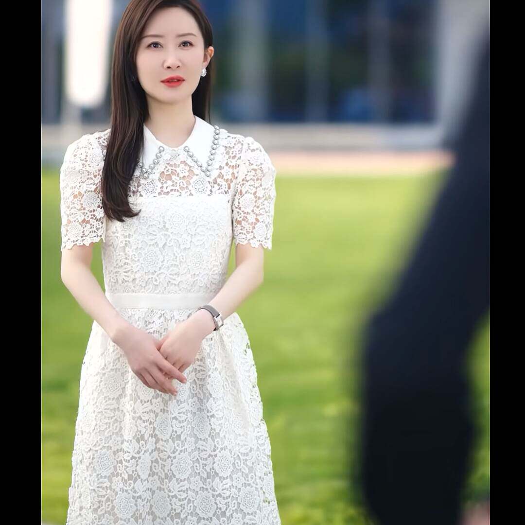 短剧凤栖今朝舒畅南桑宁同款裙子图片