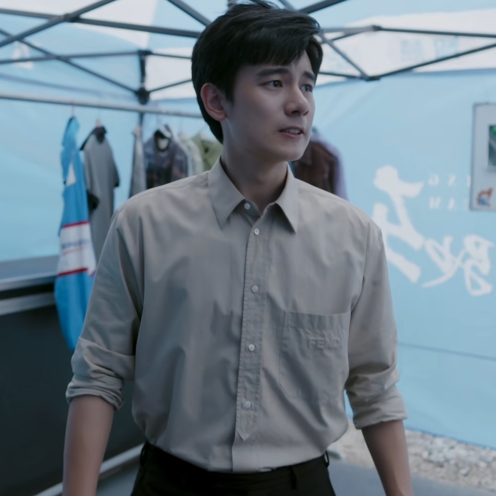 飞驰人生胡先煦林臻东同款衬衫