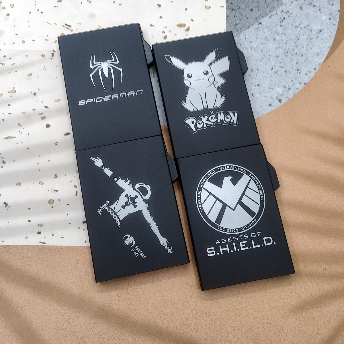 金属卡包防盗刷放甩出防消磁