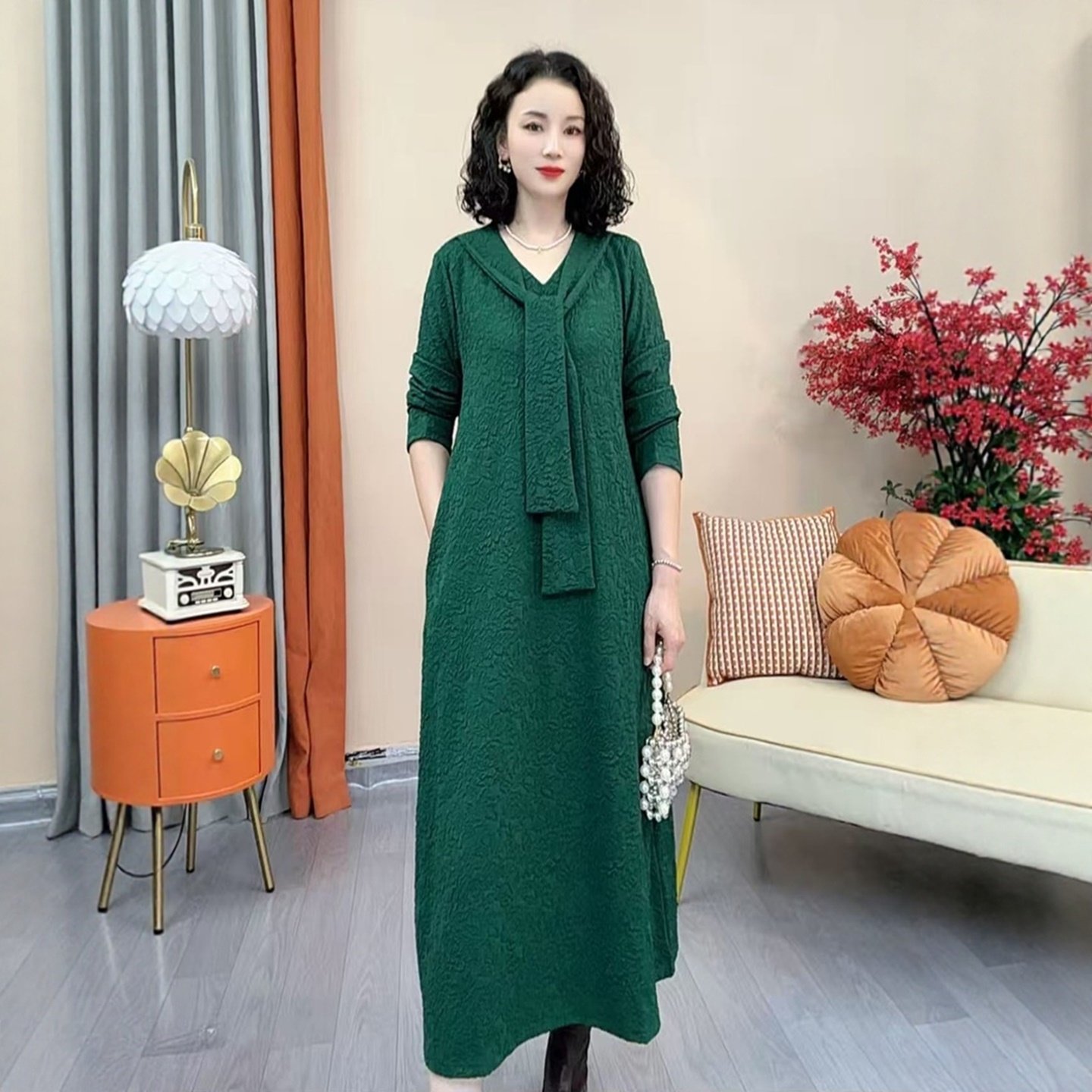 V领提花围巾款长袖弹力连衣裙女