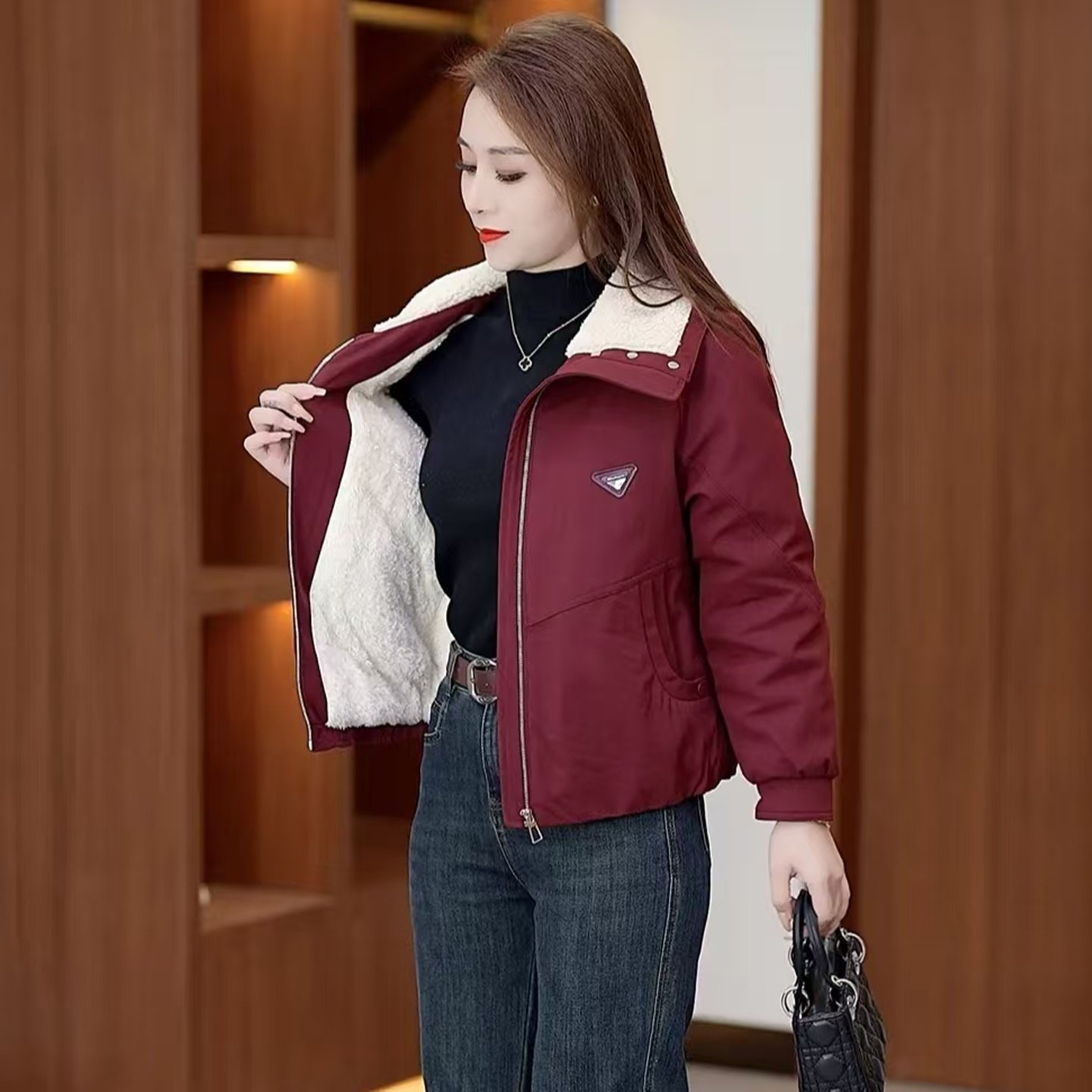 加绒加厚短款派克棉服女冬季大毛领宽松时尚保暖外套洋气百搭棉衣