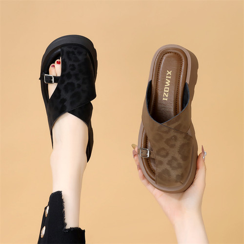 网红超火厚底包头凉拖女夏新款