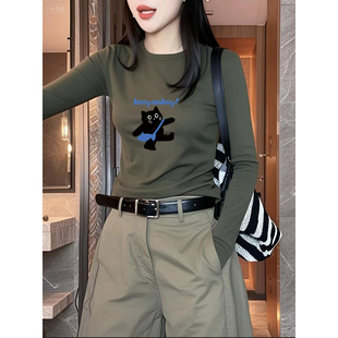 橄榄绿正肩长袖t恤女早秋新款修身内搭打底衫巨好看的长袖上衣女