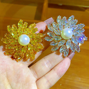 气质胸花防走光扣别针 复古日韩奢华超闪大气雪花胸针高档西装