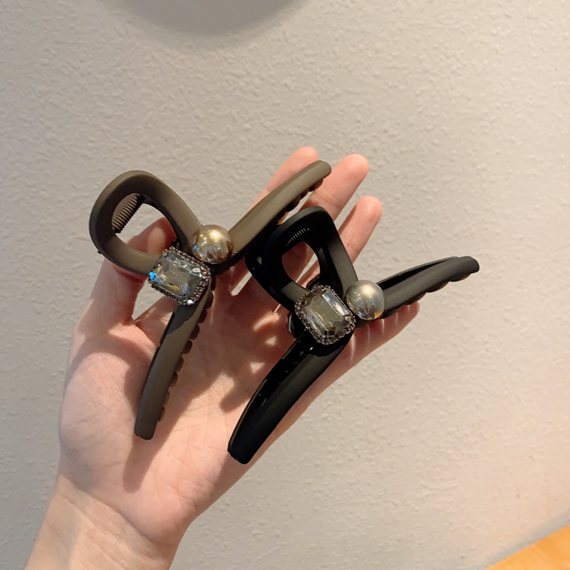 水晶磨砂抓夹超大号发夹后脑勺高级感发量多厚头发珍珠鲨鱼夹发抓