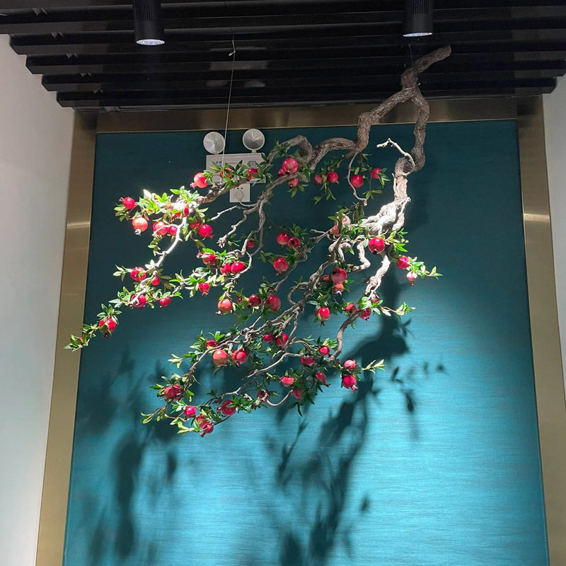壁挂式仿真石榴树枝室内橱窗装饰干树枝果树枝造景假树