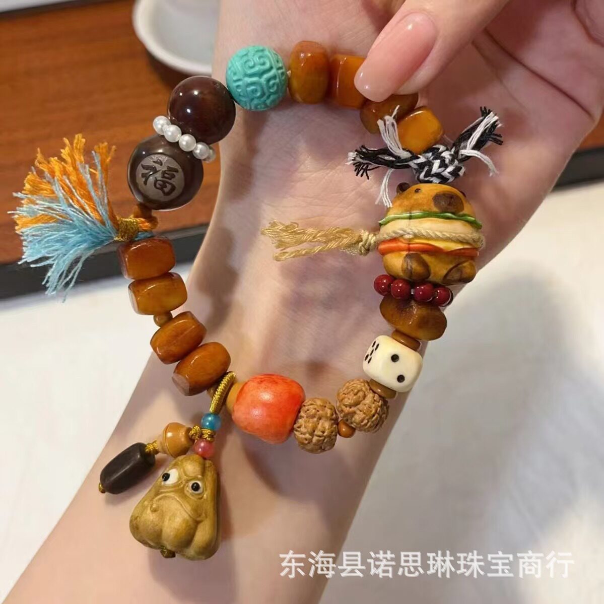 鹿角卡皮巴拉多宝手串搭配坨骨菩提鹿角佛手瓜金刚驼骨时尚配饰