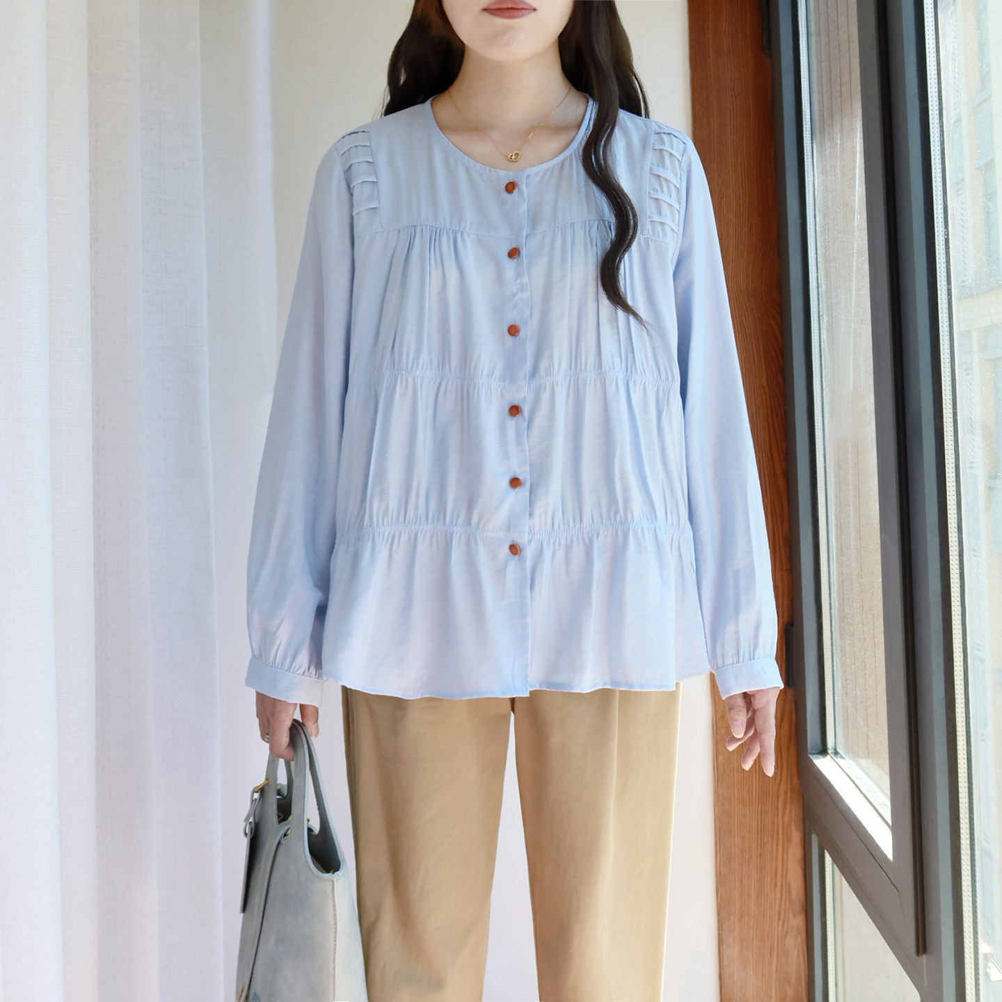 大码圆领衬衫女胖mm薄款春秋透气宽松遮肚子胖妹妹长袖娃娃衫上衣