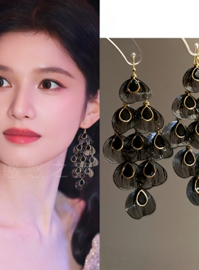 张婧仪同款黑色耳环耳饰耳钩耳夹耳坠2025秋冬新款女度假旅游饰品