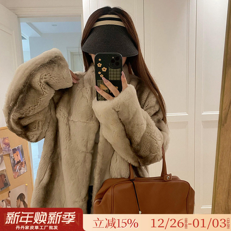 公主兔兔！雷克斯整皮獭兔毛小立领短款2025新款皮草女冬毛毛外套