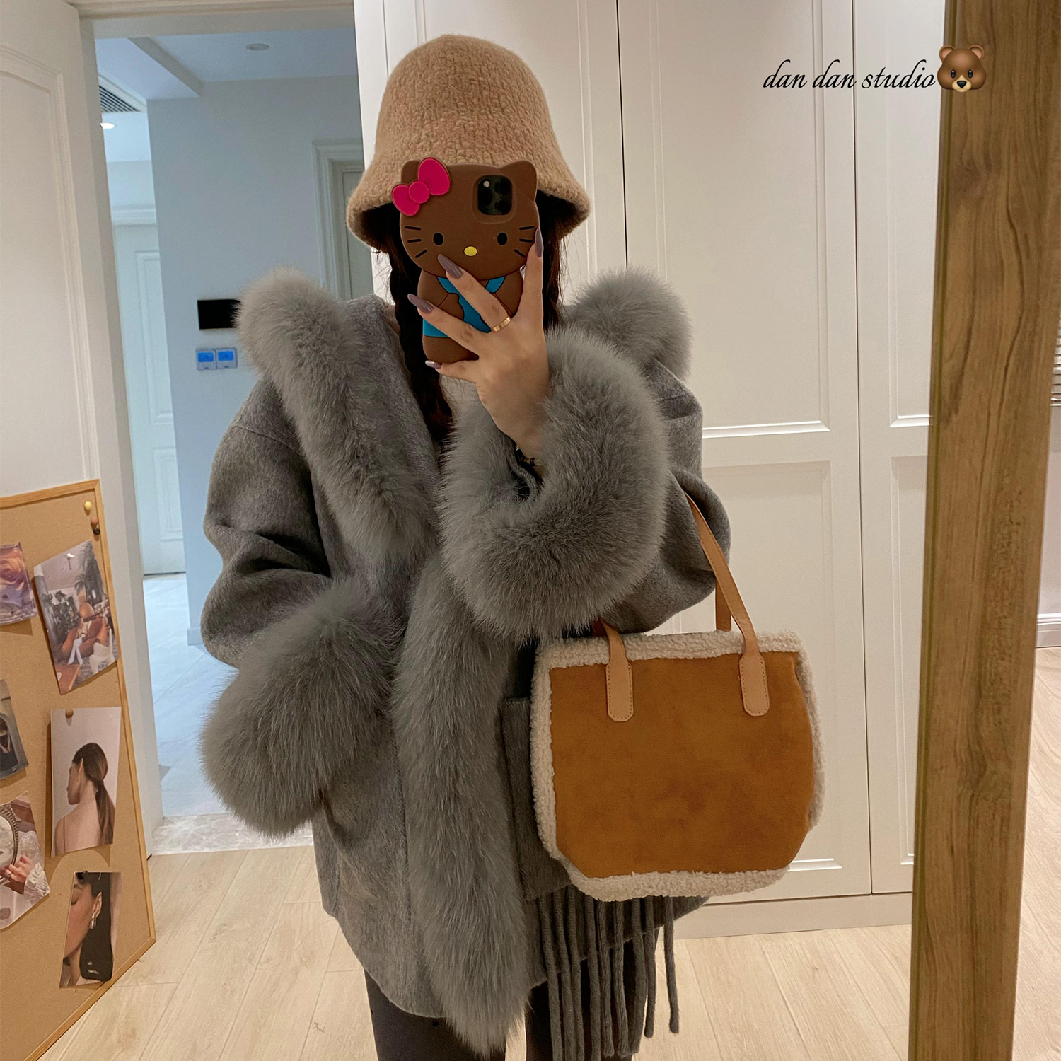 温柔风狐狸毛领双面呢羊绒大衣女