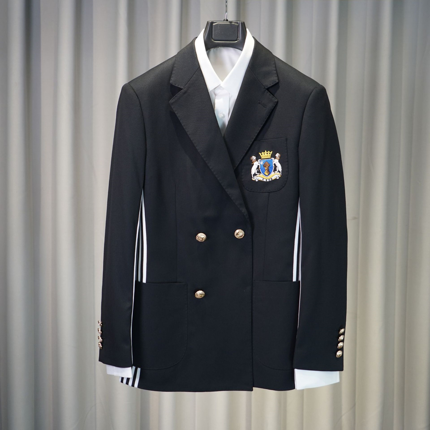 潮牌男装皇冠绵羊徽章刺绣西服