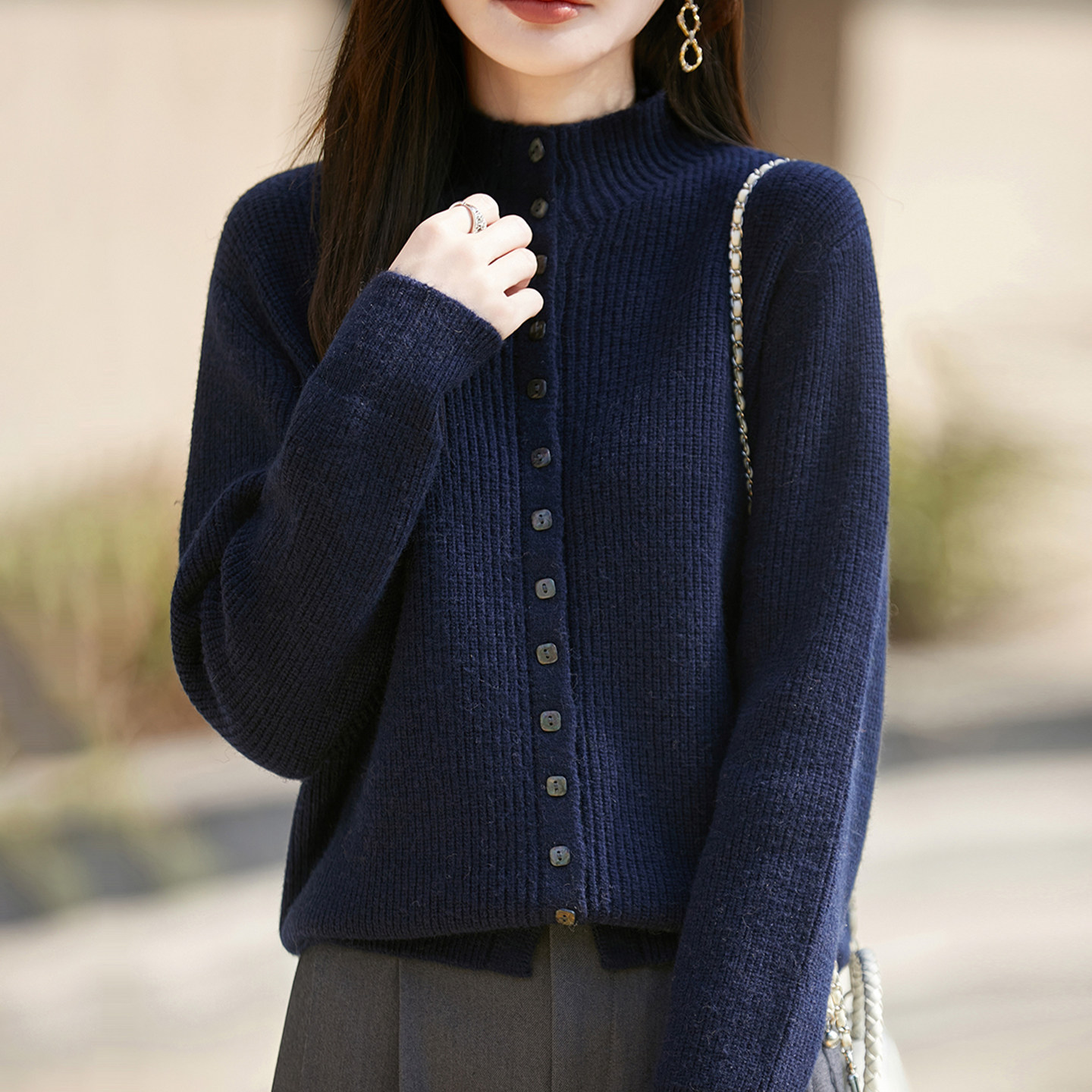 撤标撤柜(A)高领方扣针织开衫外套女款洋气大码女装上衣秋冬毛衣,女装/女士精品,毛针织衫,淘宝优惠券,粉丝福利购,淘宝优惠卷