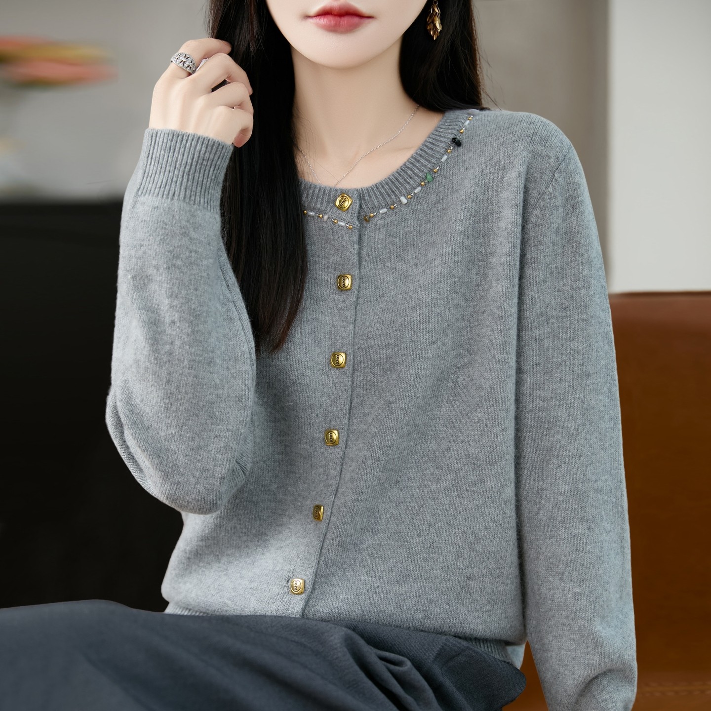 撤标撤柜(A)时尚领口钉珠针织开衫外套洋气大码女装上衣秋冬毛衣,女装/女士精品,毛针织衫,淘宝优惠券,粉丝福利购,淘宝优惠卷