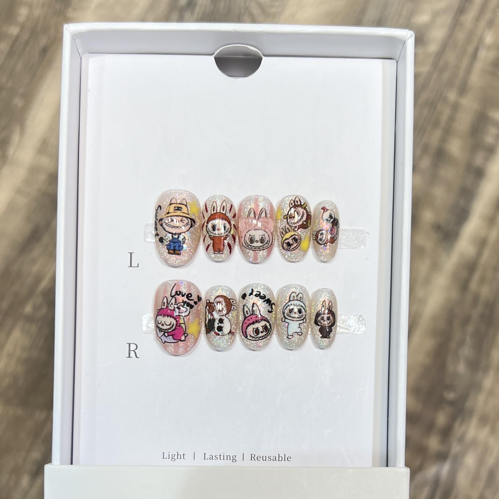 可爱卡通穿戴甲短款手工美甲贴片