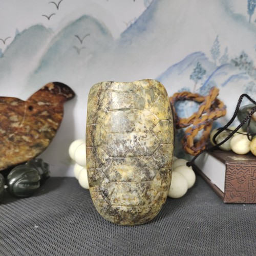 河磨龟甲手把件小摆件74.9 49 38.6附证书实物拍摄默认瑕疵不退换