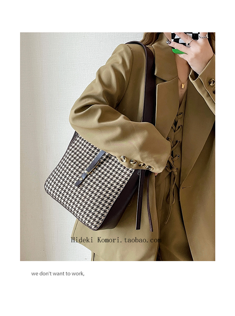 水桶包千鸟格呢子大容量