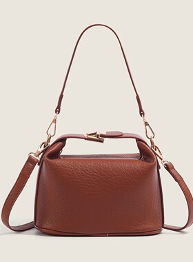 今年流行包包女2025新款时尚小众高级感单肩斜挎包迷你手拎水桶包