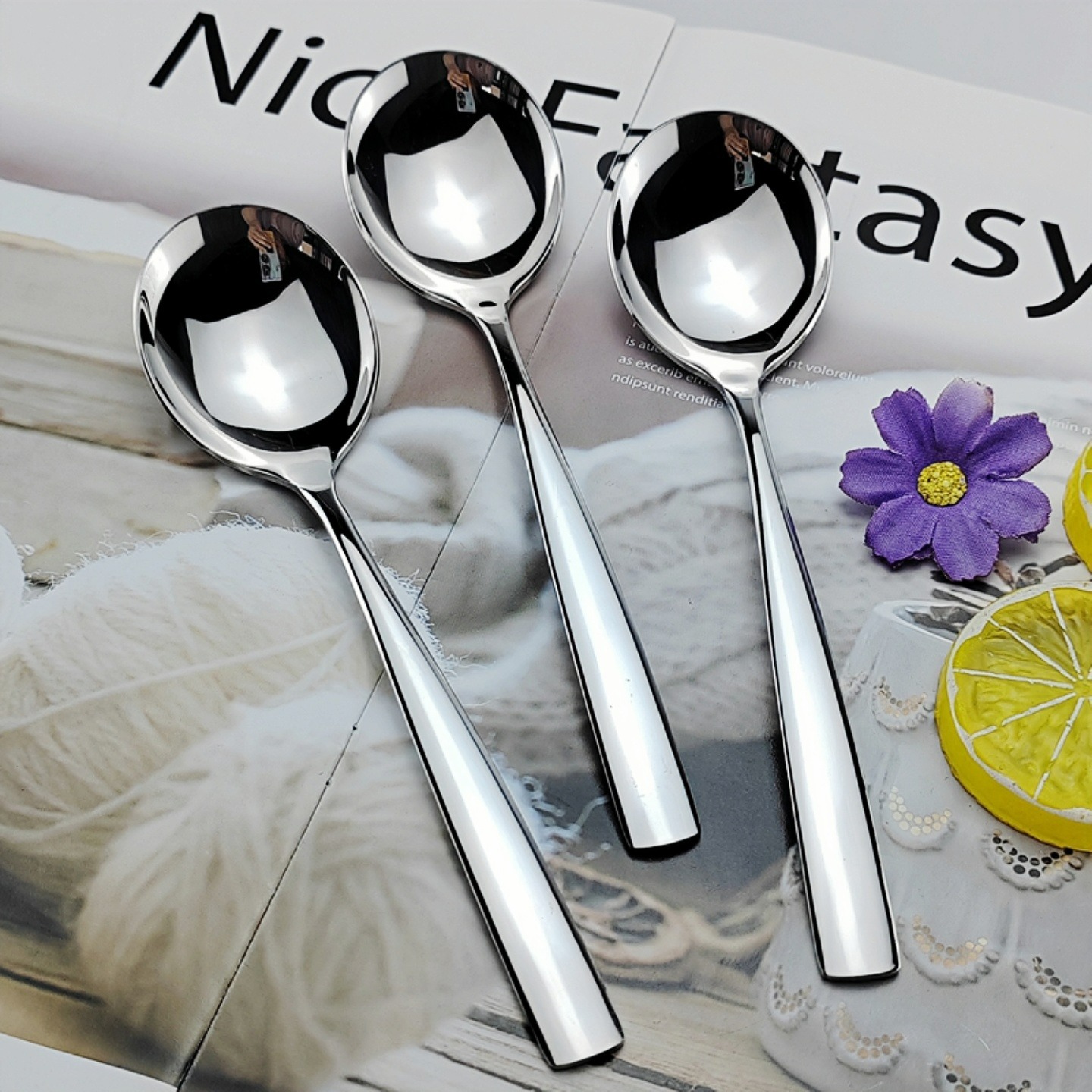 18/10不锈钢大圆更喝汤干饭勺子