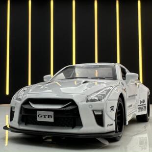 新款 建元1:32GTR跑车合金声光4开门玩具汽车模型摆件