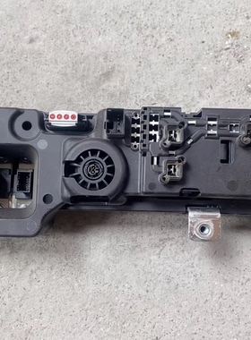 大众ID3/ID4电池继电器，型号11D915340M，原装拆机件。