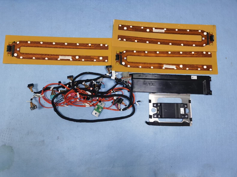 SRM华晨鑫源T2SEV 宁德时代46.36度电，宁德铁锂150ah,宁德