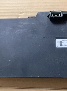 宁德时代电池管理系统BMS， 型号：800124-00001-2.0 BUS-G5-BPM