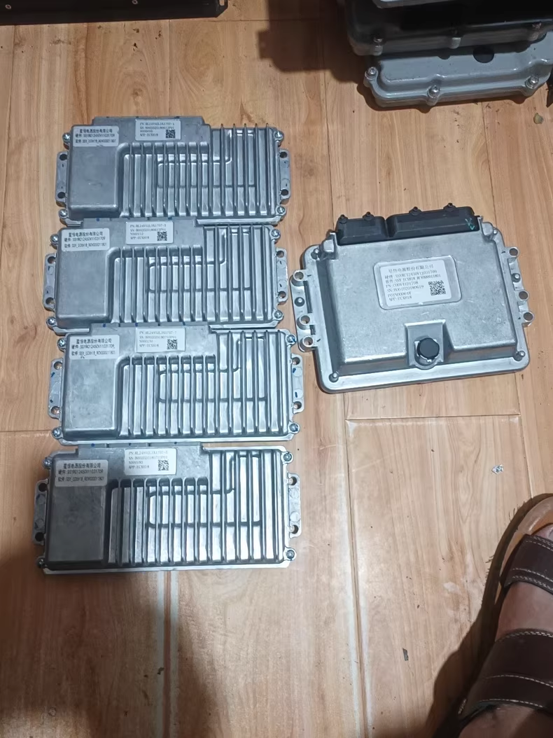 瑞驰ec35 主控 从控 星恒电池 包装车 东风小康新能